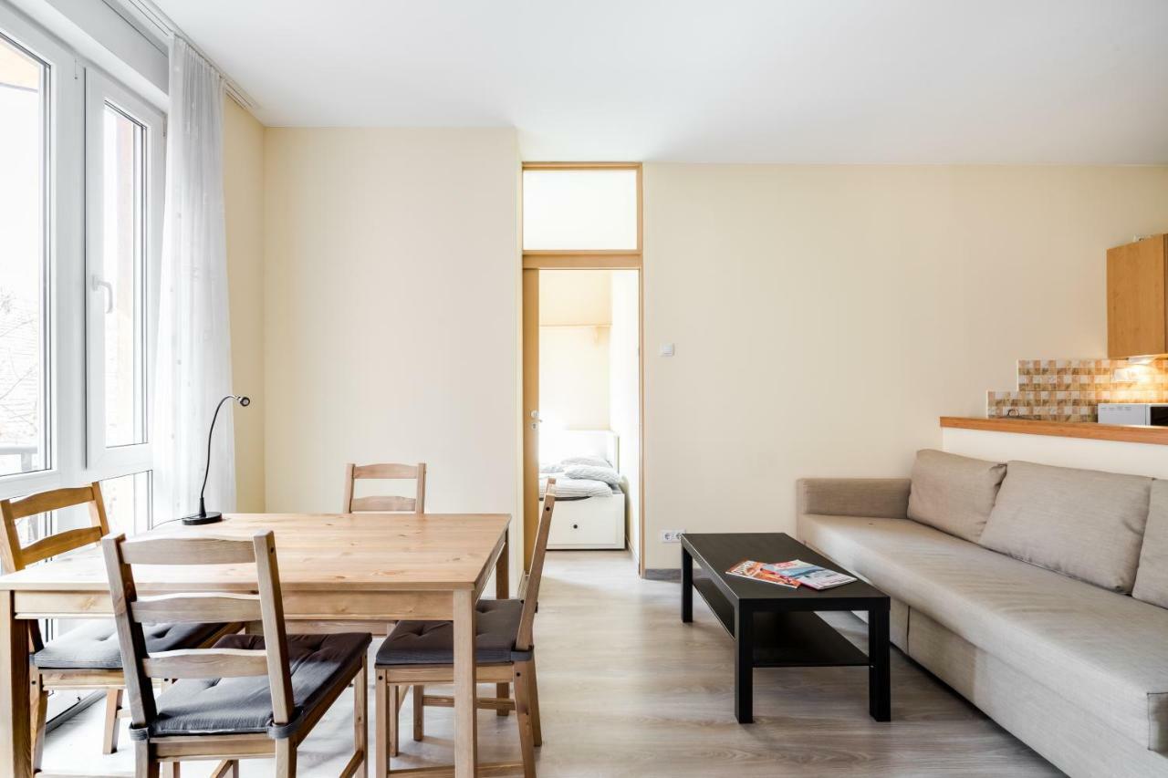 Bpr Vivid Downtown Vibe With Balcony Apartment Budapest Exterior photo